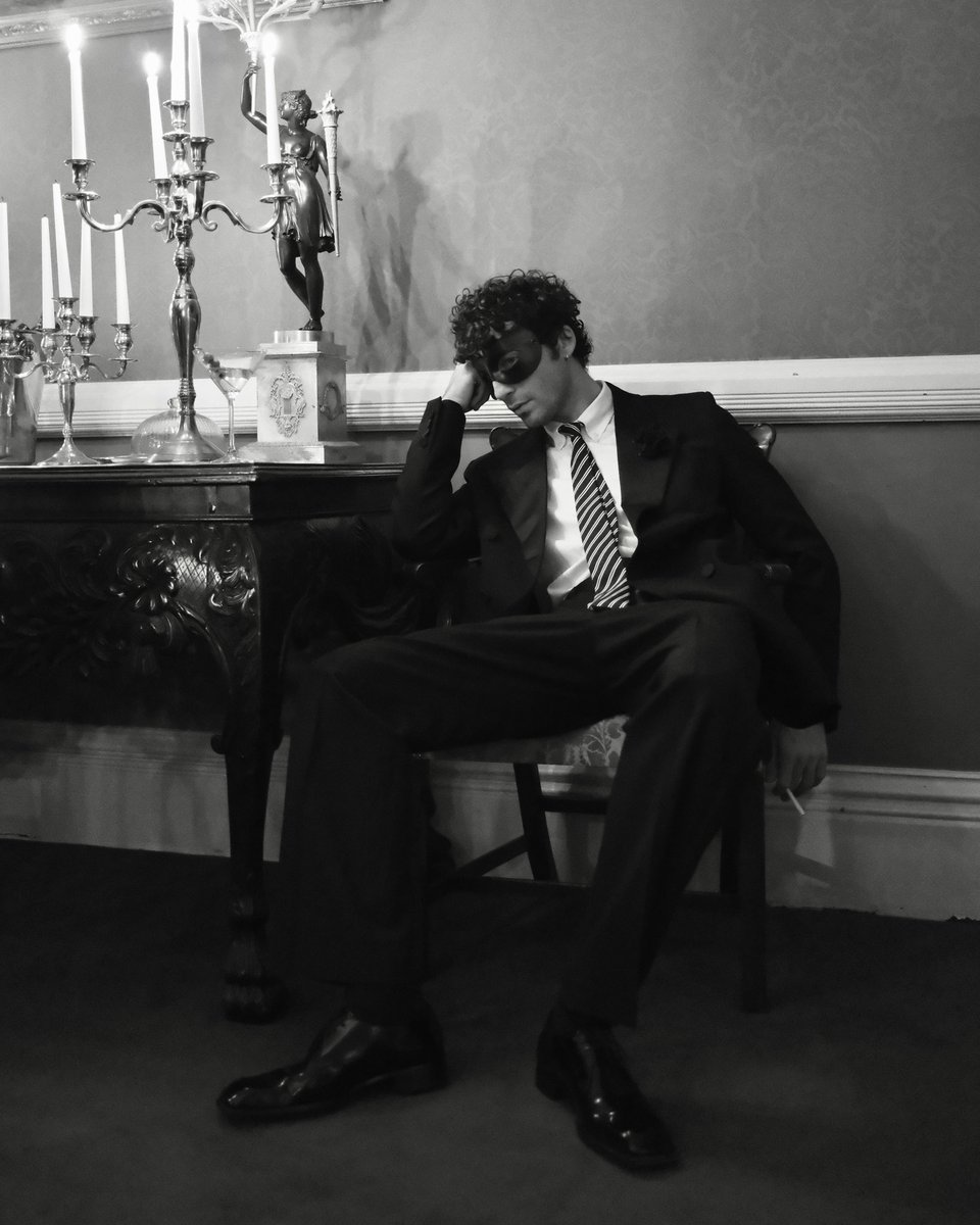 alexanderdroth's tweet image. Mask for mask