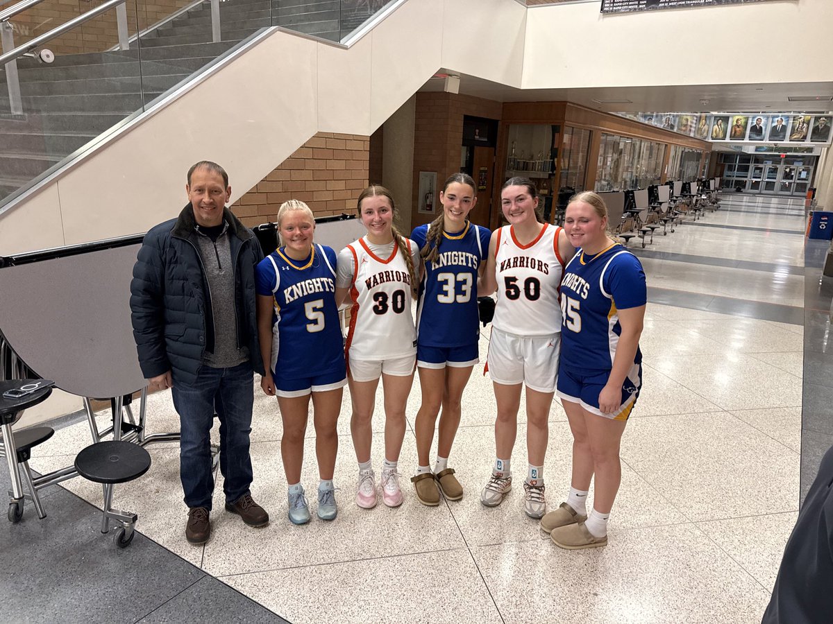 London Backes tweet media