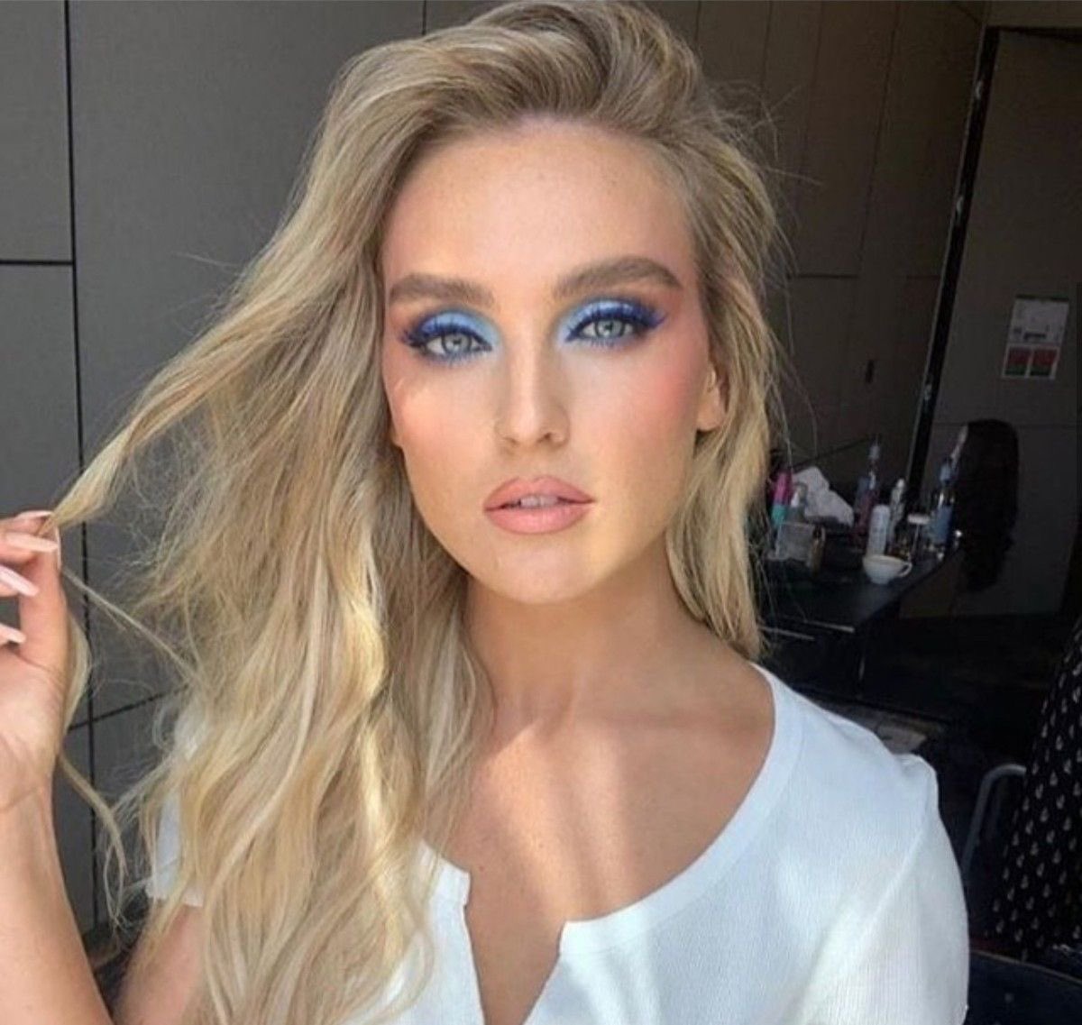 popinfusion's tweet image. Zara Larsson has surpassed 9.7 million followers on instagram