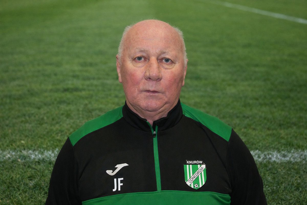 ConcordiaKnw's tweet photo. ⚪️🟢⚫️ Jan Furlepa nowym trenerem Concordii!

Jan Furlepa nowym szkoleniowcem Concordii Knurów. W sezonie 1999/2000 wywalczył z naszym klubem awans do III ligi. Pracował https://t.co/XR8fcfET2w. w Odrze Opole, Kotwicy Kołobrzeg, ROW-ie Rybnik czy MKS-ie Kluczbork.

1/2 https://t.co/DxdskbCS5C