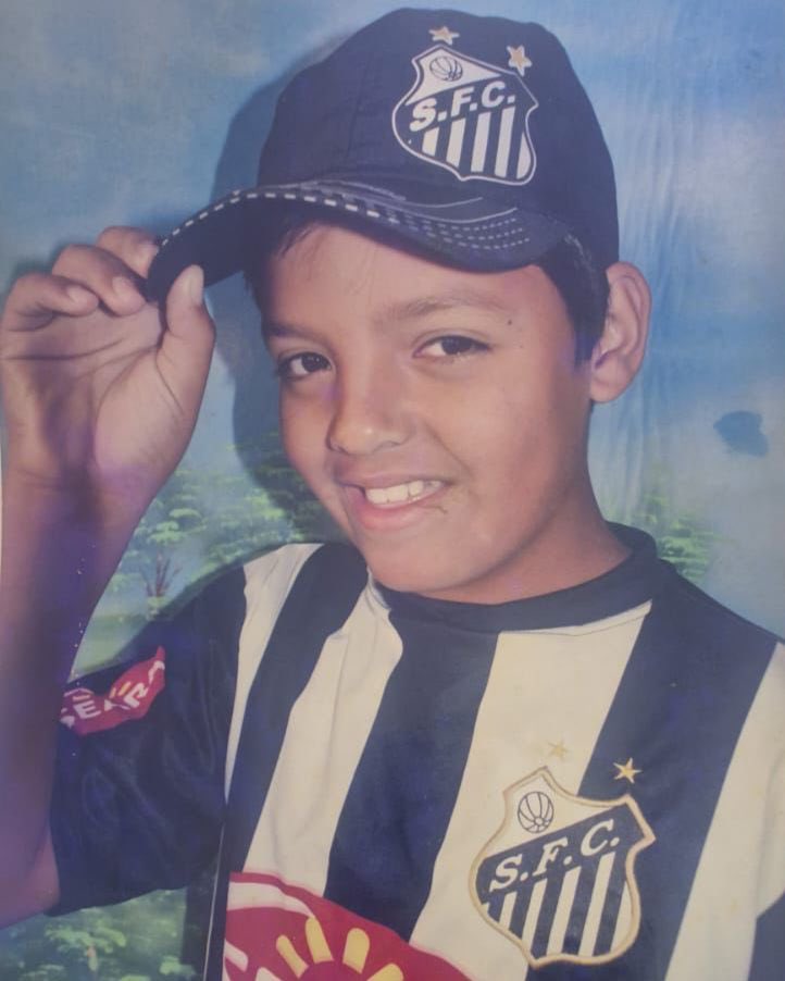 SantosFC's tweet photo. #MeninoDaVila desde pivete! 😜 https://t.co/T0CIBHLb0u