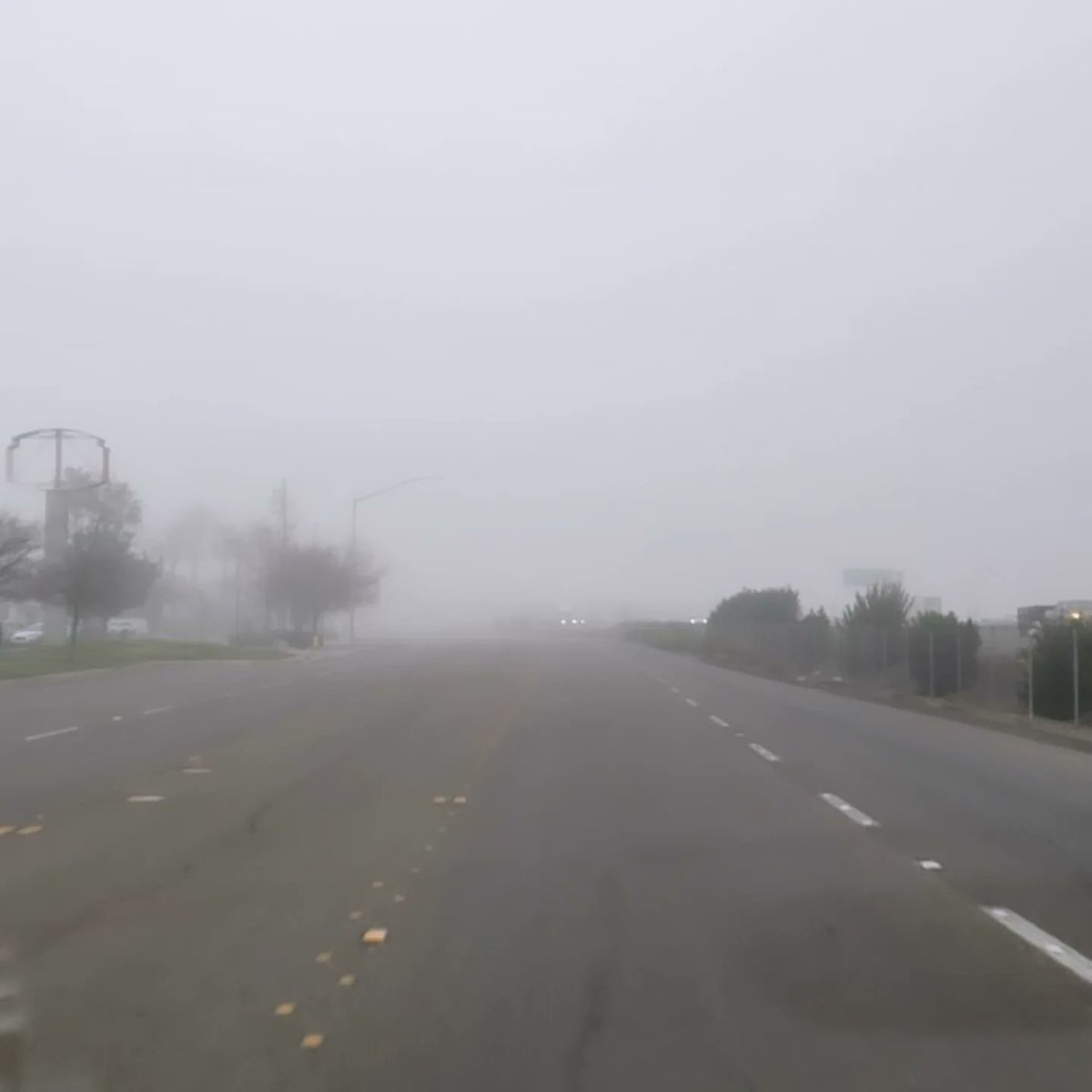 Each year, over 38,700 vehicle crashes occur in fog conditions, resulting in hundreds of fatalities and thousands of injuries. Free Consultation 209-529-0995 #Fog #weather #carcrash