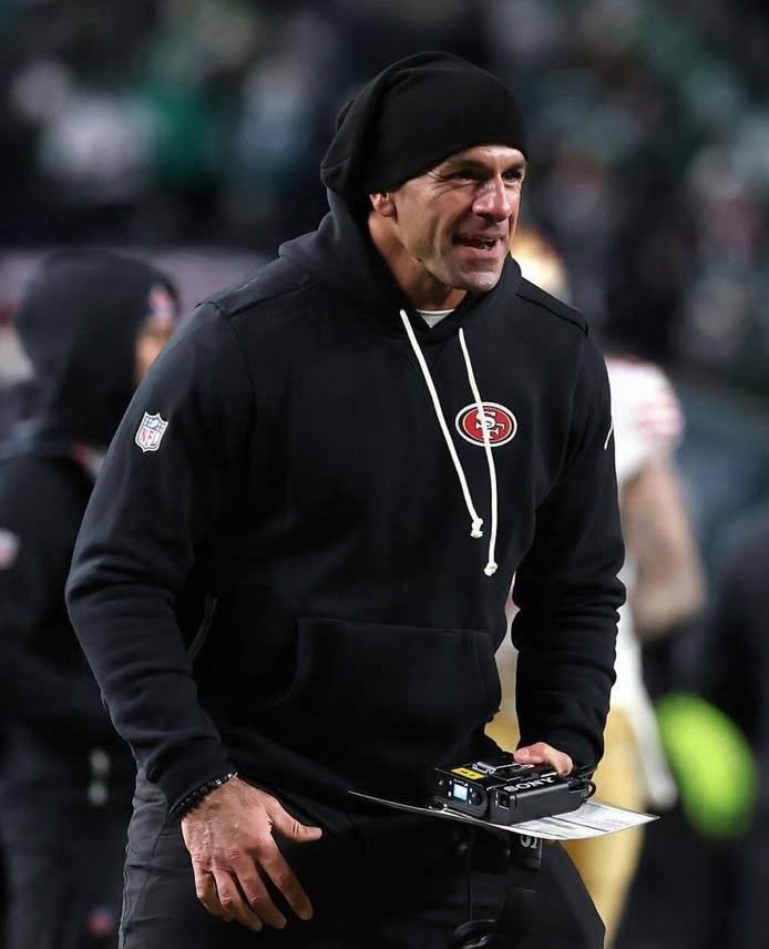 🚨BREAKING: #49ers DC Robert Saleh has 5 head coach interviews scheduled to begin the day after the Seahawks game:

• Ravens
• Titans
• Cardinals
• Dolphins
• Falcons

League-wide respect. Demand is REAL 👀