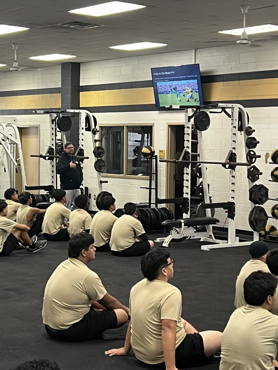 GPHS_Athletics's tweet image. 1st day of HUMP DAY is in the books! We have a long way to go! @GalenaParkISD @GPHS_GPISD @KaeWalker2 

#EmptyTheTank