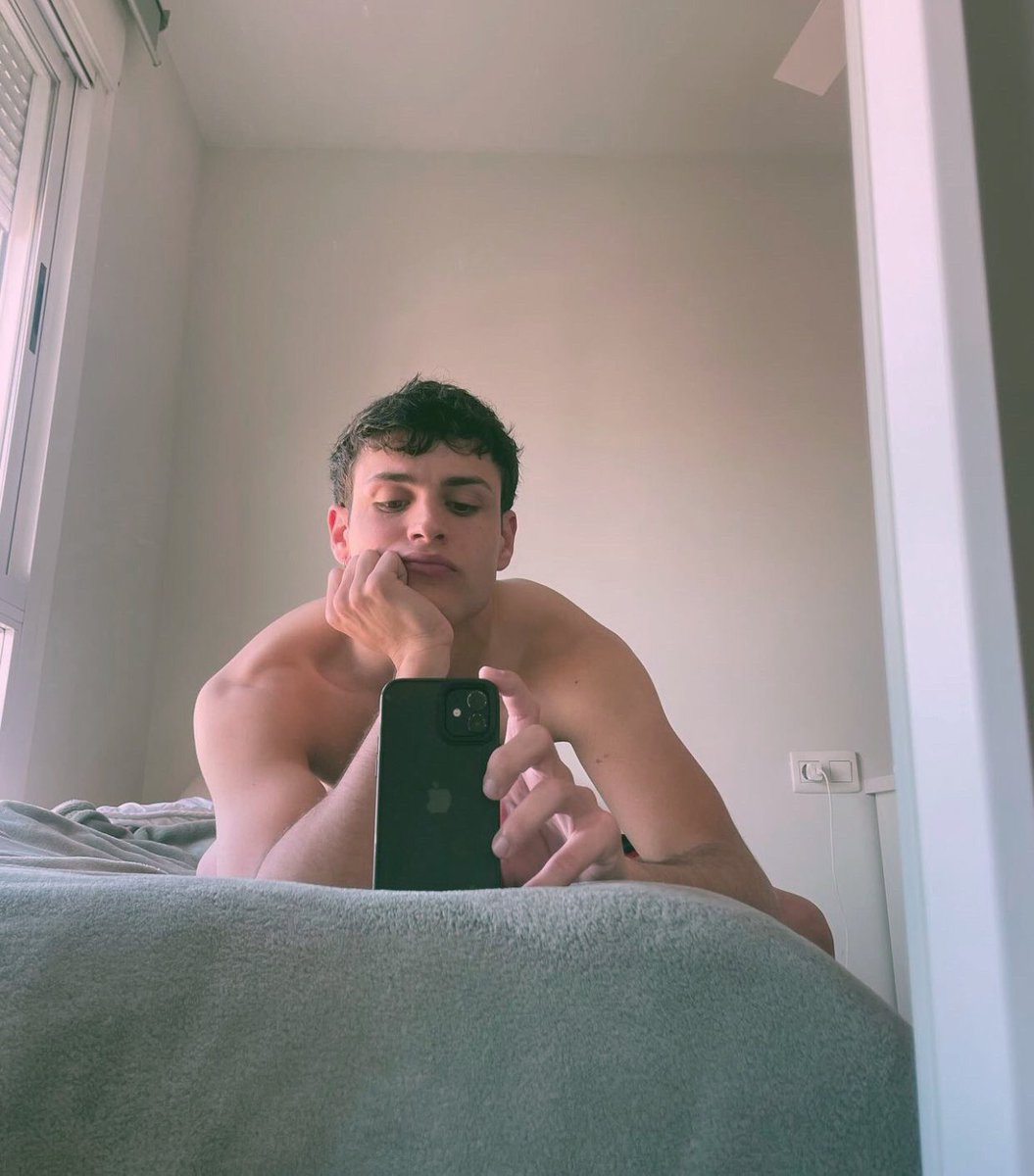 CrDrC_'s tweet image. ⠀⠀⠀⠀⠀⠀                                                                                                                                                       
     𝙼𝚒𝚎𝚛𝚌𝚘𝚕𝚎𝚜.
    ᪣