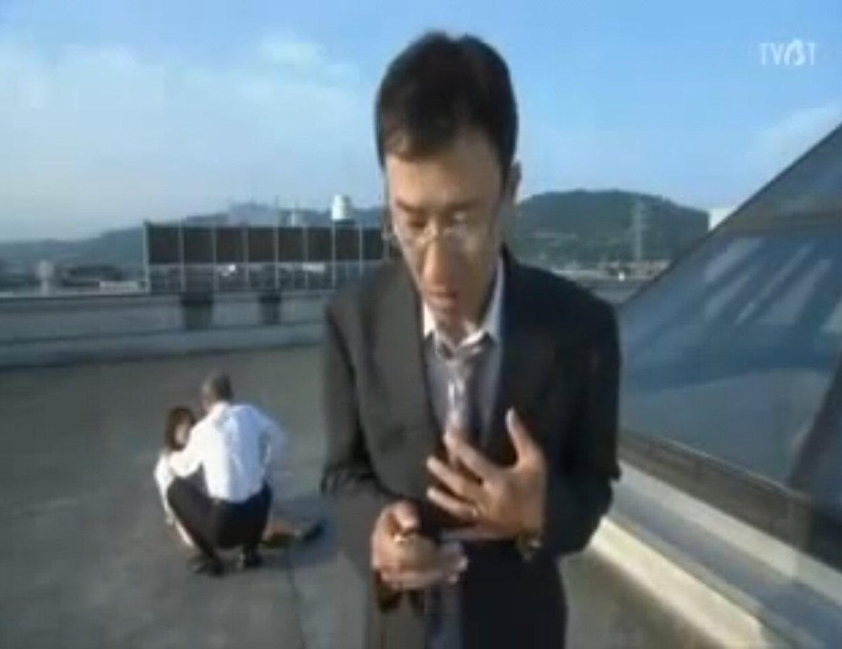 irekarada's tweet image. I like that at the end of [部長OL] the pretty office lady stay switched, and the stalker man is the one who ended up in her body