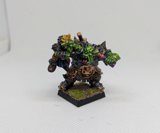 Y hoy le toca el cierre de 2025 a la #escaladaDuffman, que ya está a punto de estrenar sus Elfos Oscuros que están cogiendo un aspecto de escándalo #WarhammerFantasy 

leyendasenminiatura.com/2026/01/escala…