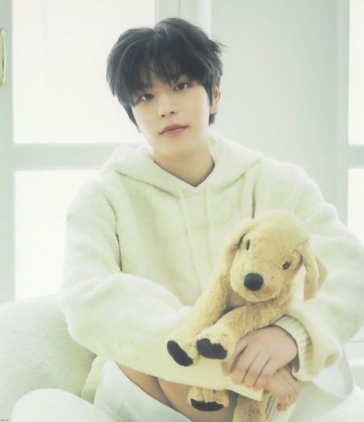 stayszq's tweet image. Holaa a todos, me presento.ᐟ

Soy una nueva admin a prueba y mi emoji representativo es 🐶
Yo les traeré rbx, dinámicas variadas, hilos y algunas cuentitas

Espero podamos pasarla super bien 𖹭

                  — ૮ ․ ․ ྀིა —