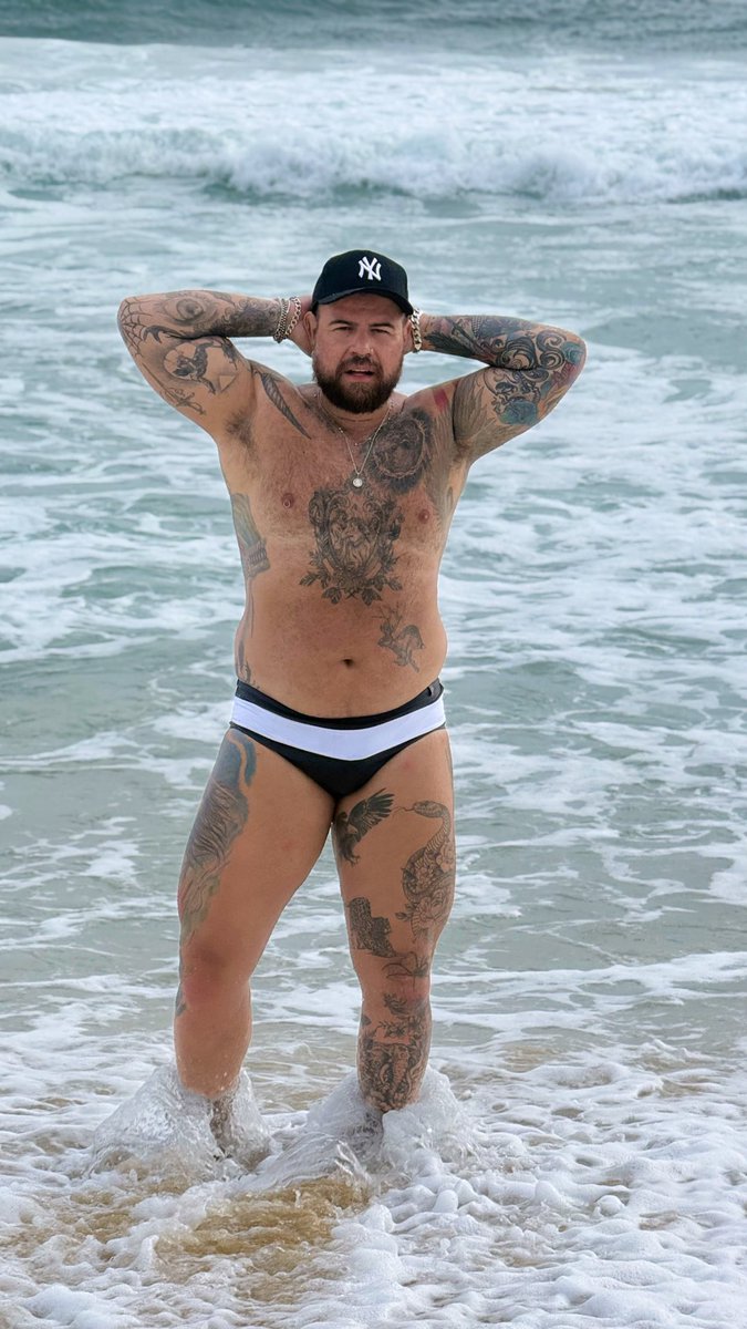 Chelnavida's tweet image. Eu amo essa sunga da @SquadForMen 
Meu cupom:CHEL
squadformen.com.br/?fbclid=PAdGRl…