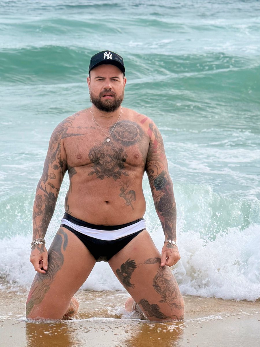 Chelnavida's tweet image. Eu amo essa sunga da @SquadForMen 
Meu cupom:CHEL
squadformen.com.br/?fbclid=PAdGRl…