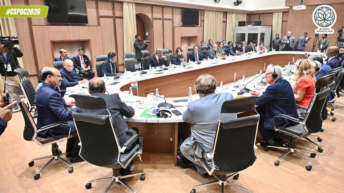 LokSabhaSectt's tweet image. The Standing Committee of the Conference of Speakers and Presiding Officers of the #Commonwealth (#CSPOC) met at the iconic Red Fort, New Delhi, under the chairpersonship of the @ombirlakota , Hon’ble Speaker, Lok Sabha. The meeting deliberated extensively on the agenda,