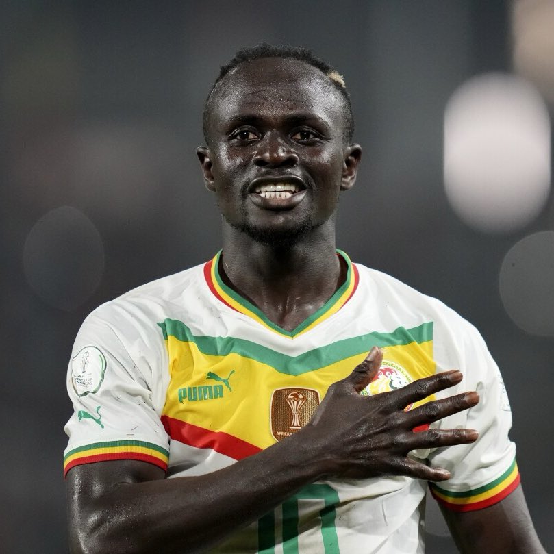 _DeJonginho's tweet image. On est tous d’accord pour dire que Sadio Mane est le meilleur joueur africain des 10 dernières années ? 

#SENEGY