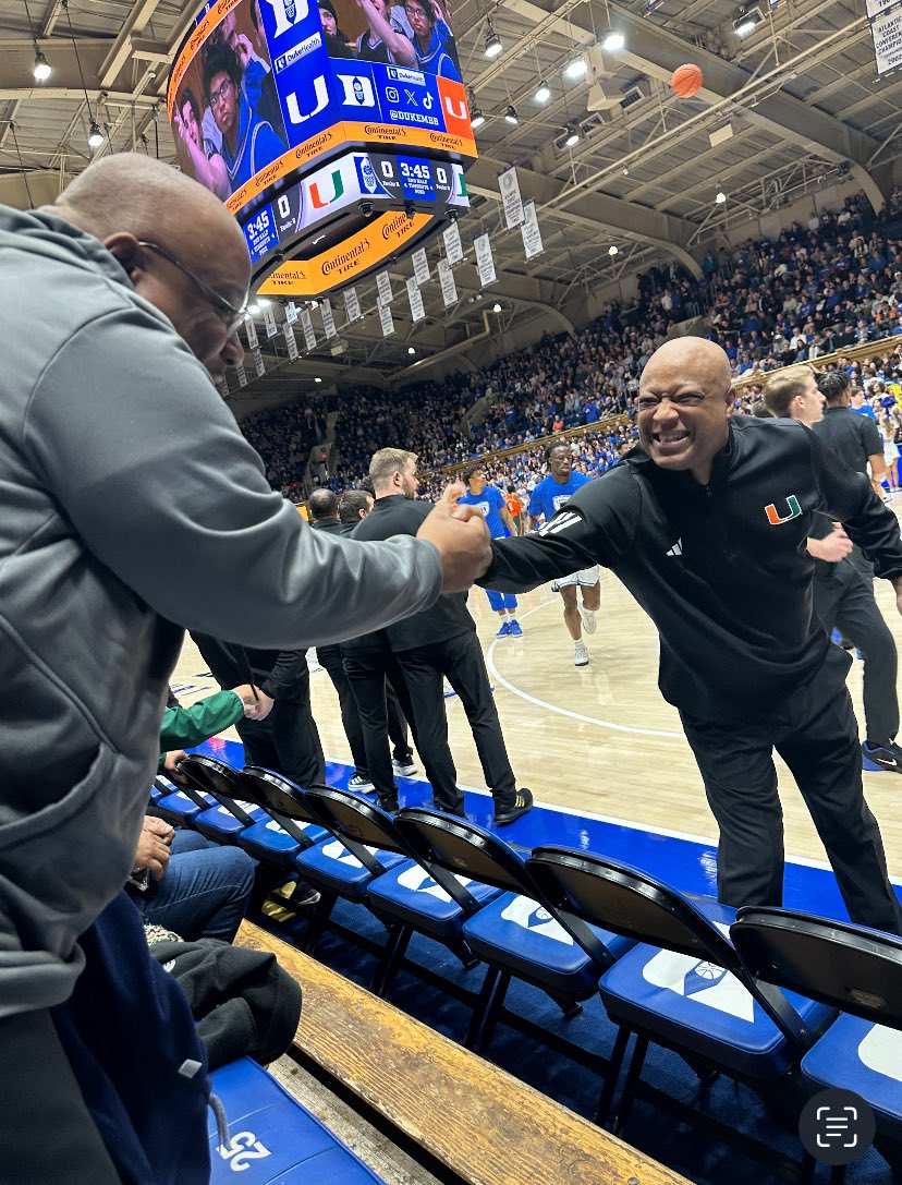 BccHoopsCoach's tweet image. RIH my guy Coach Bill Courtney. Every since we met back in 2001 in Maryland you have been a treasure to have as person that I could always count on for a good word. You will be missed. I am praying for strength for his family.