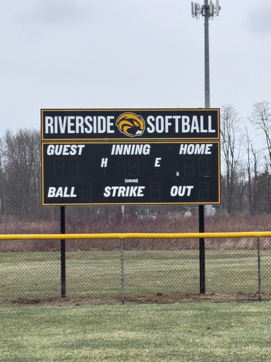 Riverside Schools tweet media