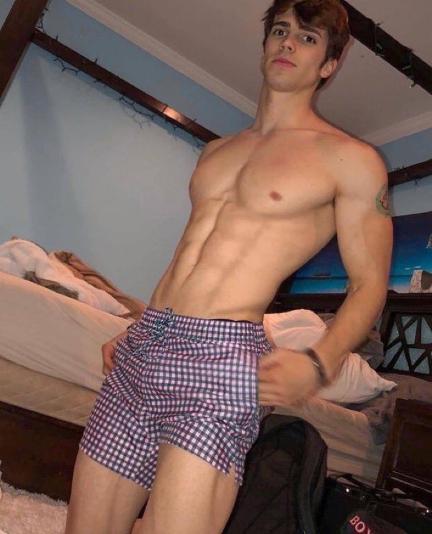 StanbaseX's tweet image. Andy from Toy story???