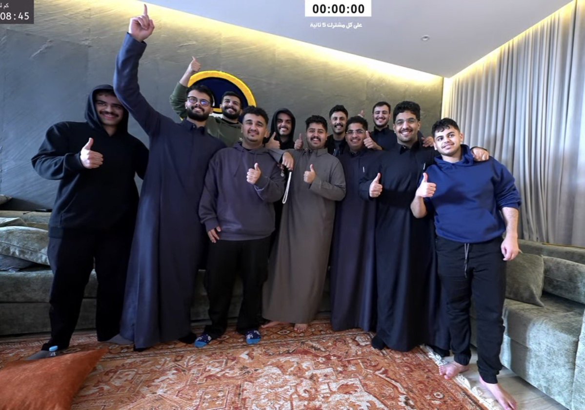 update_AB's tweet image. لو مثلًا كل شهر فيه البتابيتثون‼️

-@md_alt4 👀