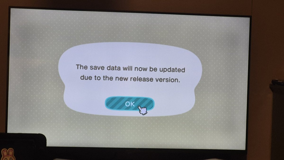 Devon46530210's tweet photo. The animal crossing 3.0 update came out early https://t.co/yWFFrATEKL