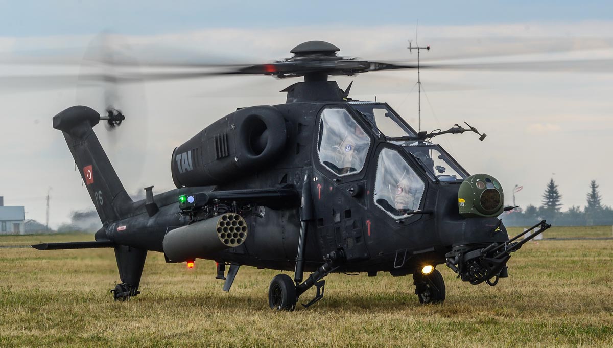 tdefenceagency's tweet image. T129 Atak helikopteri 3.defa ihracat başarısını yakaladı. Şimdiye kadar toplamda 18 adet T129 Atak helikopteri satışı için anlaşma imzalandı. Böylece Türkiye haricinde üç ülke daha atak helikopteri kullanıcısı oldu. Bu ülkeler Filipinler, Nijerya ve Bangladeş. 

Daha önce…