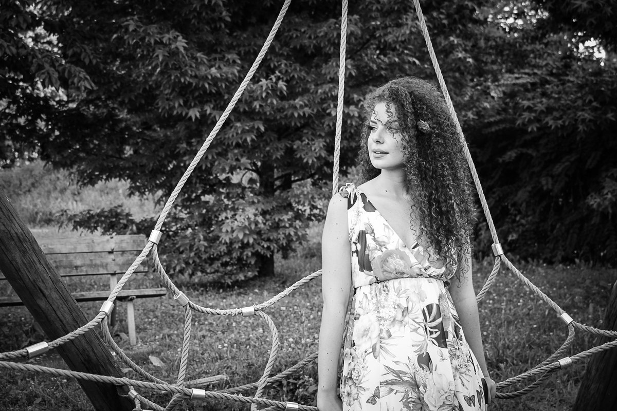 azorlone's tweet photo. My first portraiture ever, when it all begun. More on my photography blog: https://t.co/Gwr3eMUaJR https://t.co/ZH3HZXbsI0