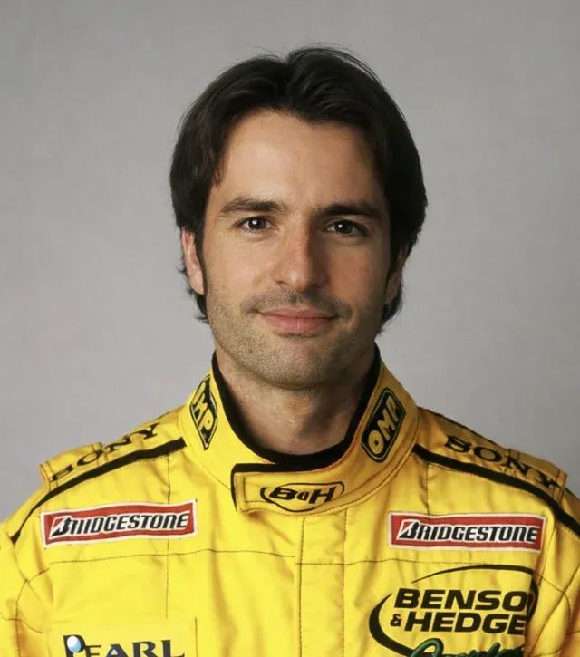 Heinz Sainz? 🤷

<a href="/frentzen_hh/">Heinz Harald Frentzen</a> <a href="/bevila011817/">bevila 💙 - there is more to come</a> <a href="/Clemento1303/">Michael Leonhard Clemens</a> <a href="/eifelronaldo/">EifelRonaldo</a> #CarlosSainz #HHF #Frentzen
