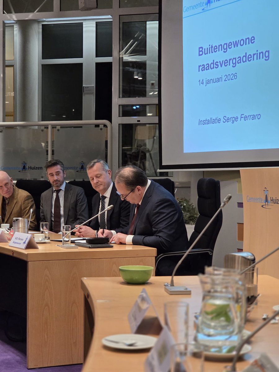 Gemeenteraad Huizen tweet media