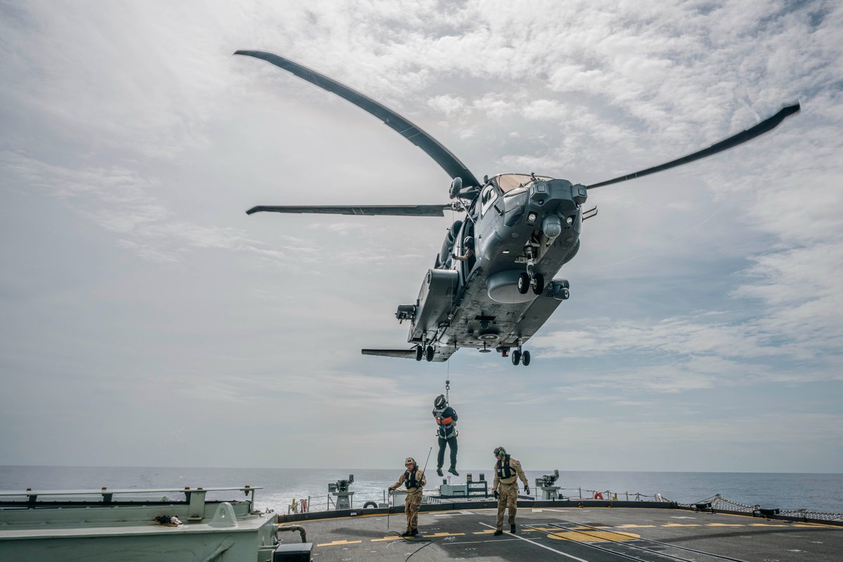There’s another operation on the HORIZON! ⚓

We’re taking a look back to the HMCS Ville de Québec’s deployment on #OpHORIZON last year, supporting the CAF’s forward presence to promote peace and stability in the Indo-Pacific! 1/2