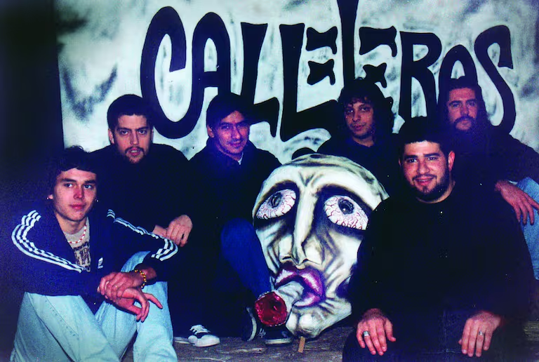 ArgenRanks's tweet image. 🤬 Estas son las 10 bandas más criticadas de la música argentina:

1. Tan Biónica  
2. Airbag  
3. La 25  
4. Los Piojos  
5. Bersuit Vergarabat  
6. La Beriso  
7. Callejeros  
8. La Mancha de Rolando  
9. Guasones  
10. Onda Vaga