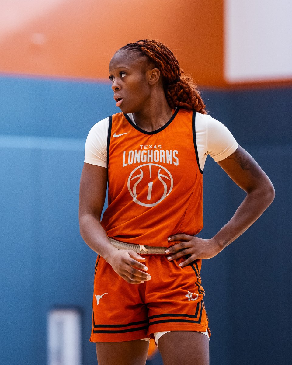 TexasWBB's tweet image. straight back to work 🤘

#HookEm