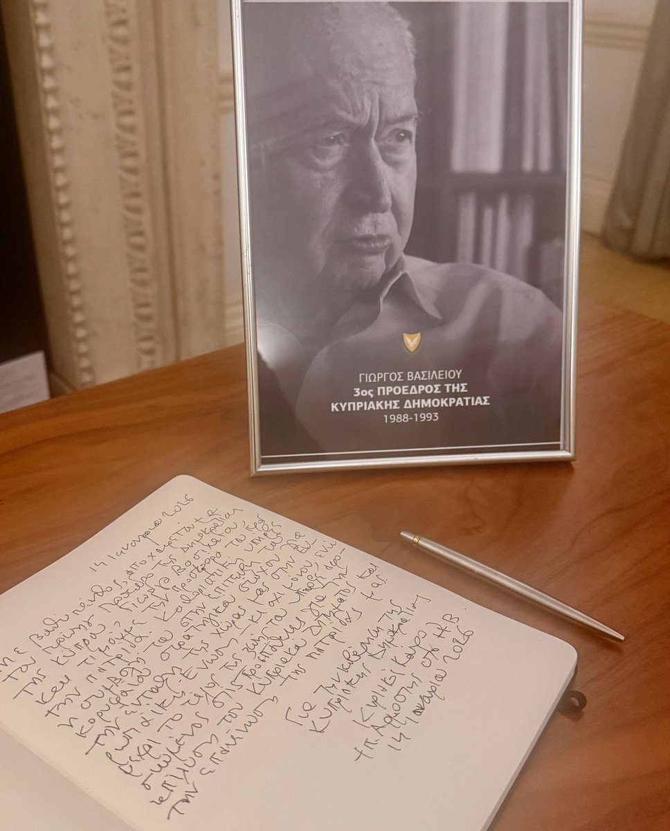 CyprusInUK's tweet photo. 📖 A Book of Condolences has been opened at the Cyprus High Commission in London in memory of the late former President of the Republic, George Vassiliou.

It may be signed on 15-16 Jan, 10:00-12:00 &amp; 14:00-16:00, or condolences may be sent via email: cypurshclondon@mfa.gov.cy https://t.co/YG8UrVKKiQ