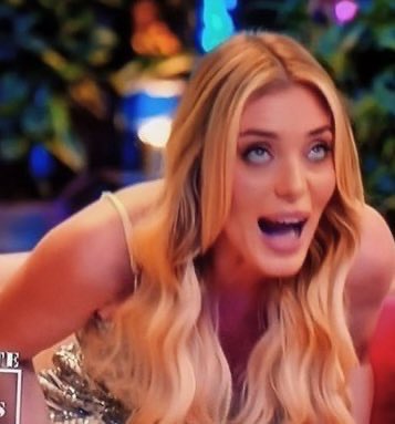 Que te calles Darío, que está hablando el rey Borja!!!
#LaIslaDeLasTentaciones28