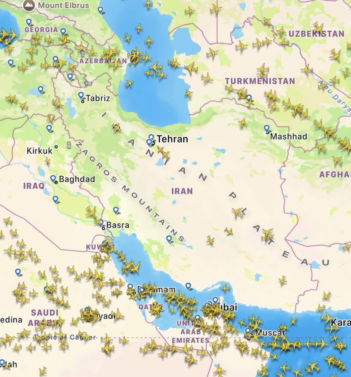 TXUberDriver's tweet image. المجال الجوي فوق إيران يفرغ بسرعة،
حيث لم يتم منح أي رحلات جوية أخرى الإذن بالدخول إلى المجال الجوي الإيراني.
معناها #شللم_بللم
#ستنتصر_ثورة_تشرين 
#فائق_الشيخ_علي_مرجعنا_السياسي 
عمي،
حبيبي،
روحي انته @faigalsheakh شسويت بيهم رحمه لأبوك الطيب ما تگلب شعندك يم الله ويسمع لك؟