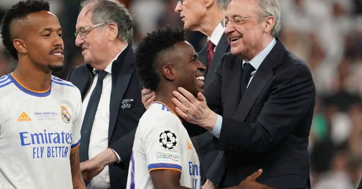 لعب 90 دقيقة 

هل أنت راضي يا بيريز الآن ..؟ 
#كأس_ملك_اسبانيا 
 #ريال_مدريد_ألباثيتي