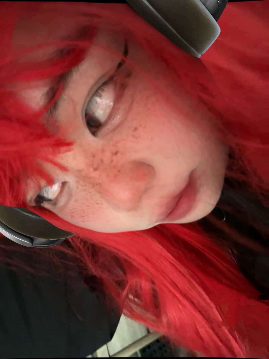 蜜 桃 🍑 tweet media