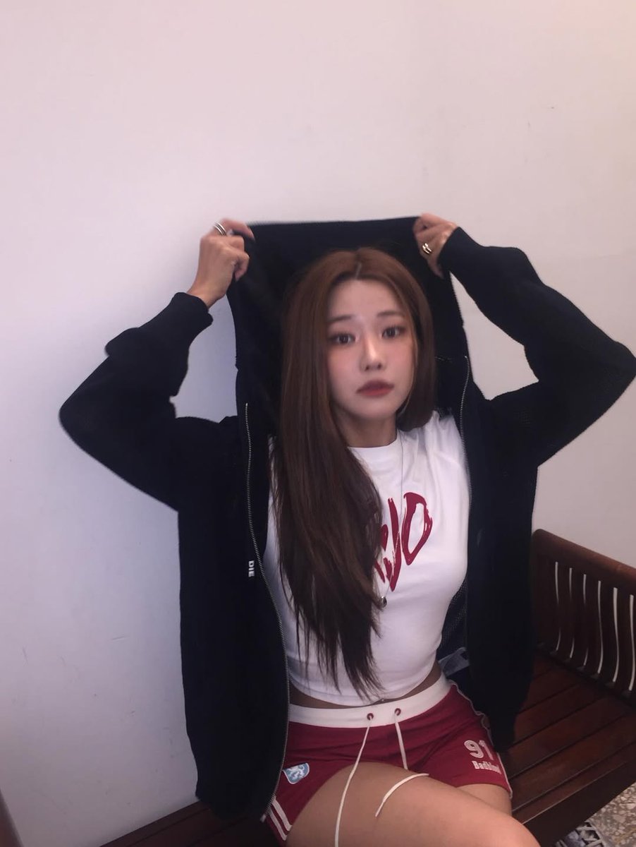 miiniiana's tweet image. ⠀⠀⠀⠀
 
      ( new post ! ) ;; ;; ;; 𝙗𝙮 : 
 
                     —— • : 𝘮𝘪𝘪𝘯𝘪𝘪𝘮𝘪𝘪𝘯𝘢 •
  
               ➵ tu me fais me sentir vivante. tu me fais me sentir...moi.
 
⠀⠀⠀⠀