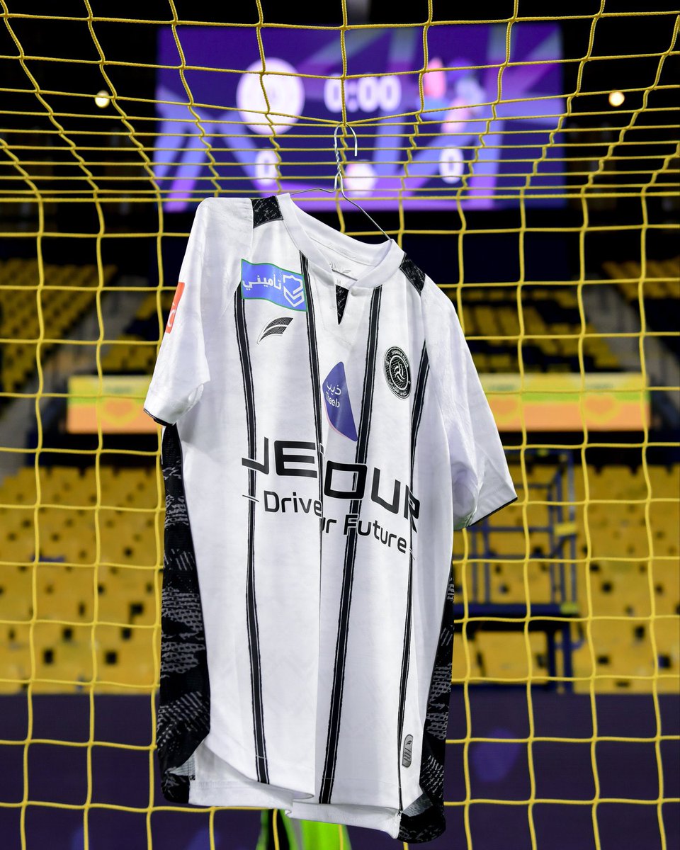 mhm_7s's tweet image. لا أعلم الأسباب ..
ولكن عندما ينتصر الشباب، يعُمّ الفرح عنـد محماس 🤍

نادي شامـخ وعريق ووجوده مكسب للكرة السعودية 🇸🇦🖤