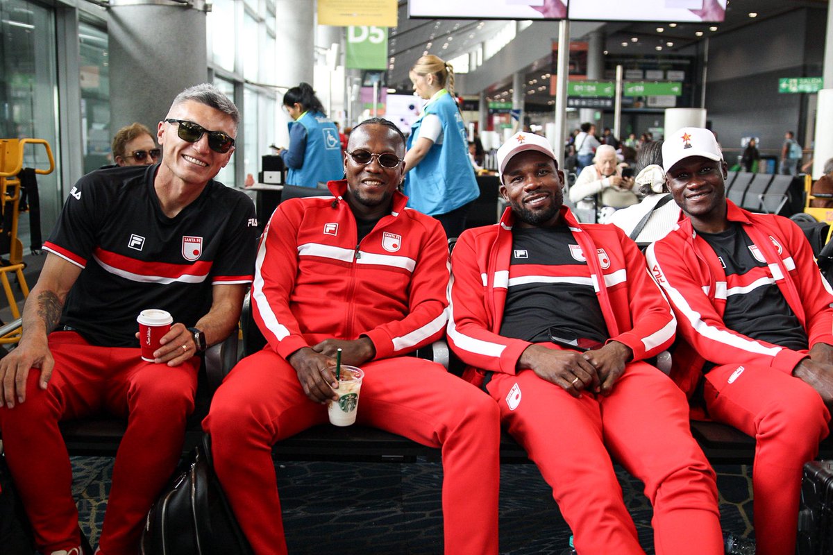 SantaFe's tweet image. ¡Rumbo a Barranquilla ✈️ para el primer reto del año 🇮🇩⚽️! 

#VamosSantaFe