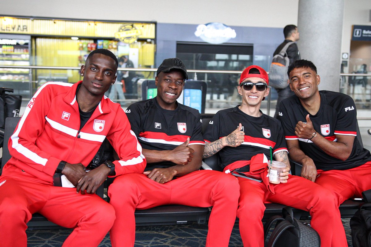SantaFe's tweet image. ¡Rumbo a Barranquilla ✈️ para el primer reto del año 🇮🇩⚽️! 

#VamosSantaFe