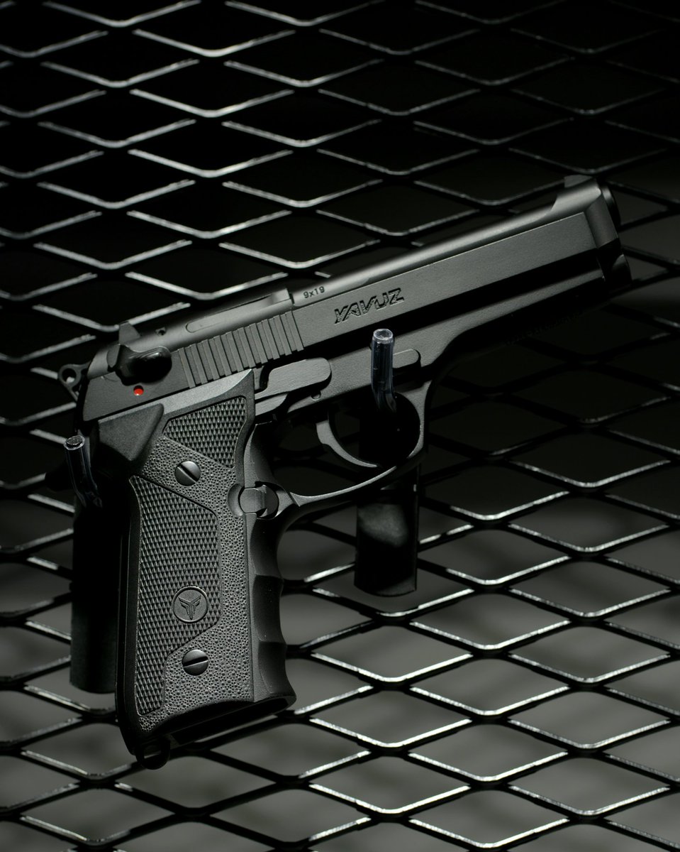 Kurallara uyan değil, yolu açanların tercihi.

Yavuz 16; ham gücü, kontrolü ve kararlılığı tek bir duruşta birleştirir.

Çizgilerin içinde kalmaz, çizgiyi kendisi çeker.

#Yavuz16 #RewriteTheLine #YavuzFirearms