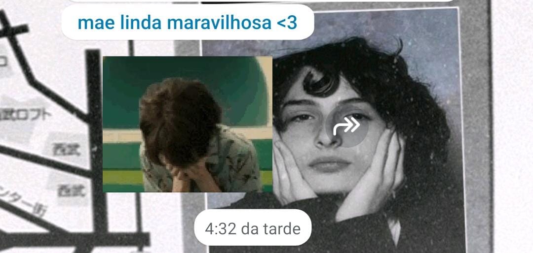 minha mae usando figurinha do richie chorando eu nao aguento