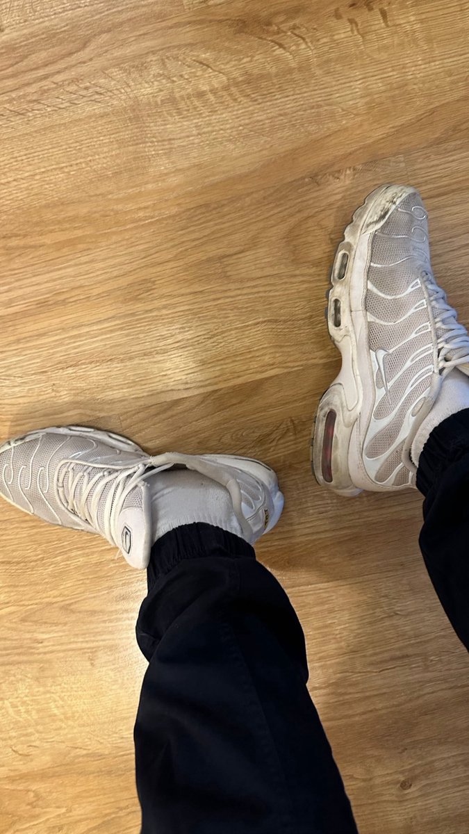 Sir Nicholas 😈 (1,8k) tweet media