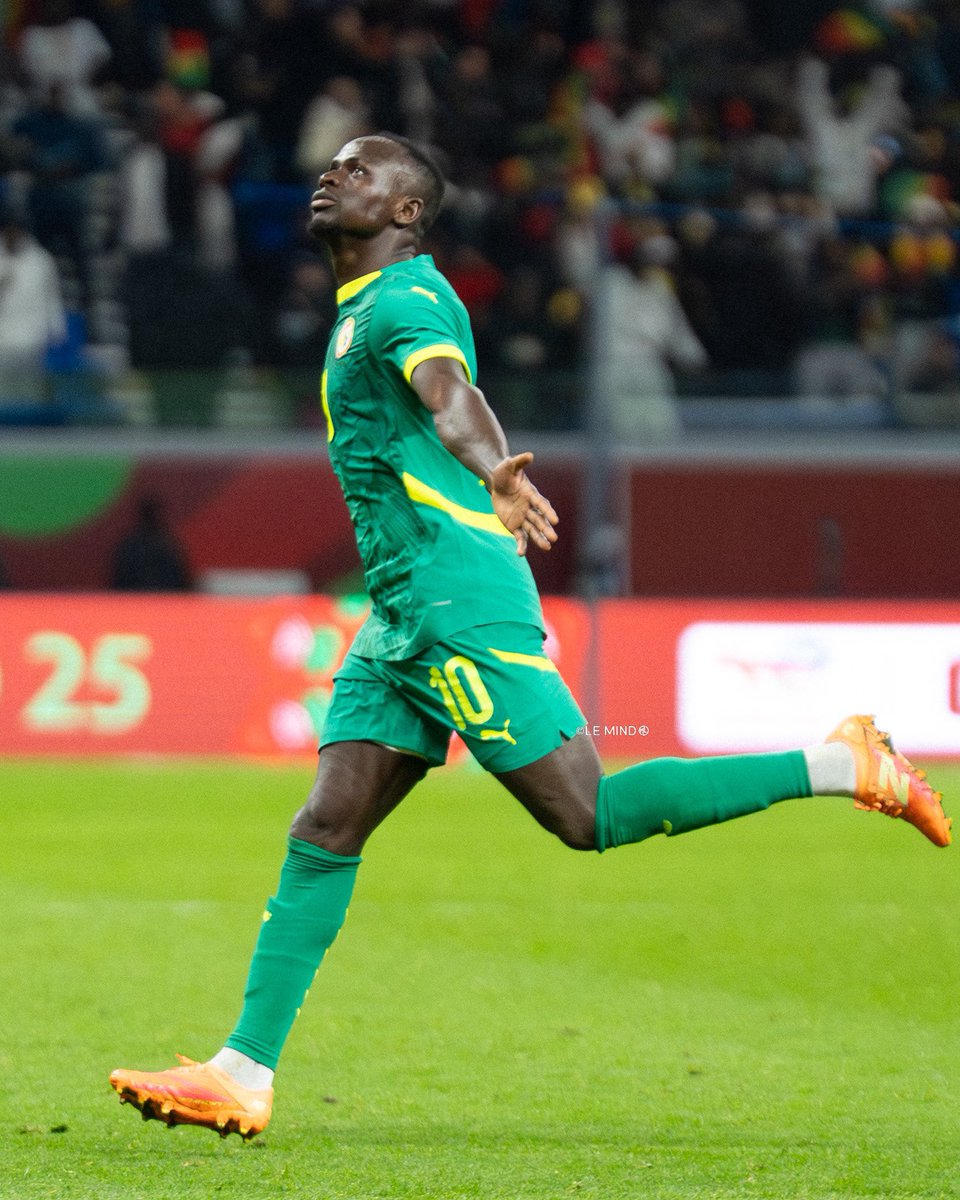mamadoulemind's tweet photo. EN FINALE 🇸🇳🇸🇳🇸🇳🇸🇳🇸🇳🇸🇳❤️❤️❤️❤️❤️❤️❤️❤️🙏🏾🙏🏾🙏🏾🙏🏾🙏🏾
#Senegal 1 - #Égypte 0
#Can2025 #Taggat #LeMind https://t.co/Z3pYMQ6gY3