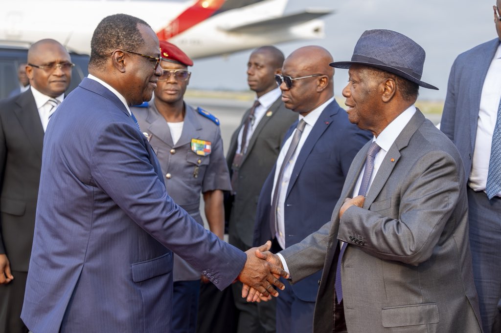 Presidenceci tweet media