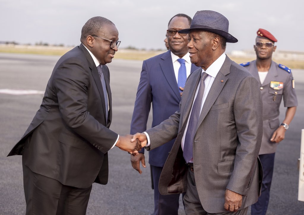 Presidenceci tweet media