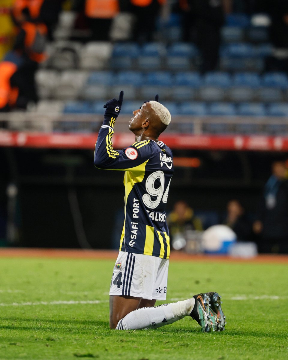 9️⃣4️⃣ Anderson Talisca