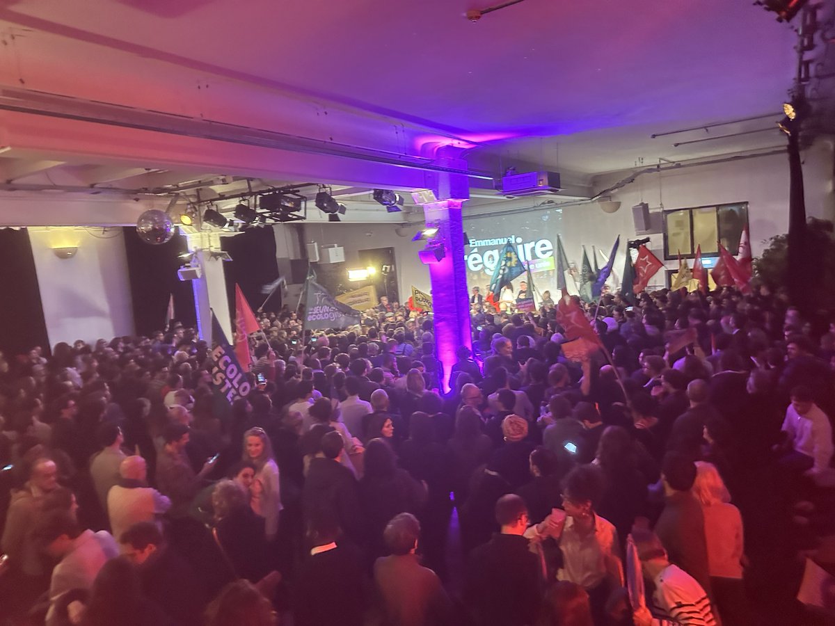 alexiscorbiere's tweet image. Salle pleine ce soir à la Bellevilloise pour le meeting de la gauche unie et écologistes avec @David_Belliard @IanBrossat mon amie @SimonnetDeputee et @egregoire ! La dynamique est là ! Face à la droite et l’extrême droite : Unité !