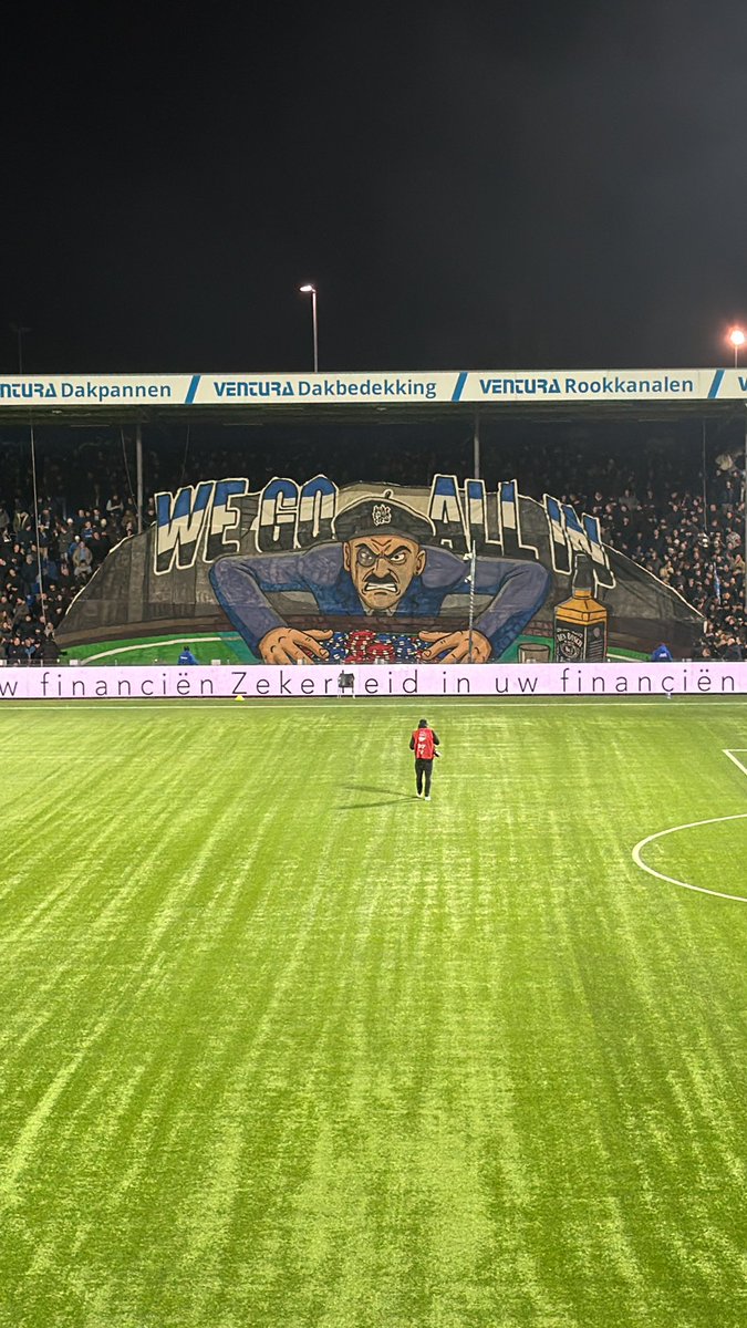 Ultramaniatics's tweet photo. WE GO ALL IN
FC Den Bosch 
vs
PSV
#dbopsv
📸 @Sjaarloos 
🇳🇱 14.01 https://t.co/NXYKnZDjR2