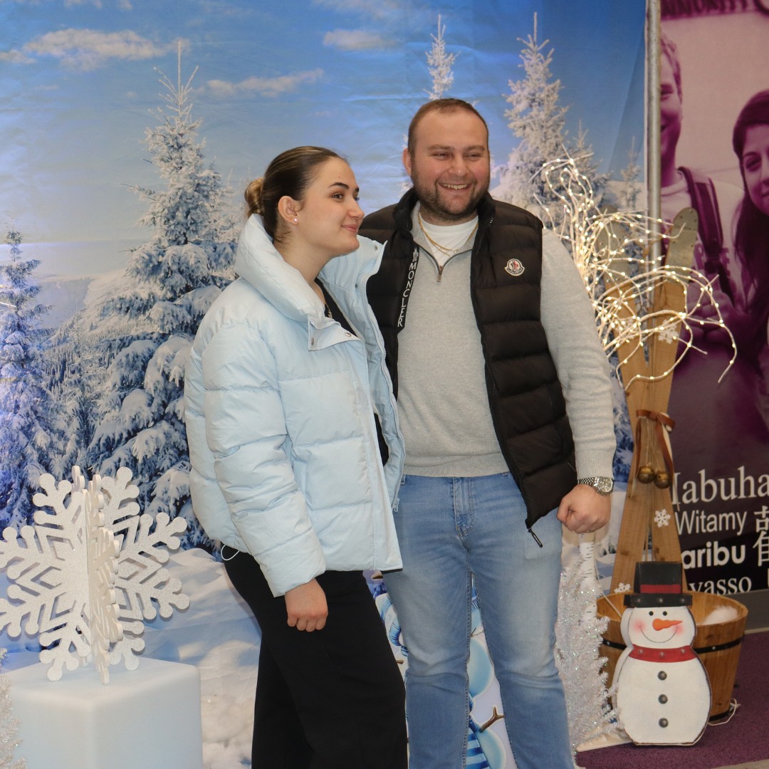 BergenCC's tweet photo. Welcome back, Bulldogs! It’s the first day of the spring semester and we had fun giving out Bergen prizes and seeing the winter wonderland selfies.

Happy to have you back, Bulldogs 💜

#bergencc #learnbelongsucceed #nj #paramus #firstdayofclasses #studentlife https://t.co/rZINTN2SXi