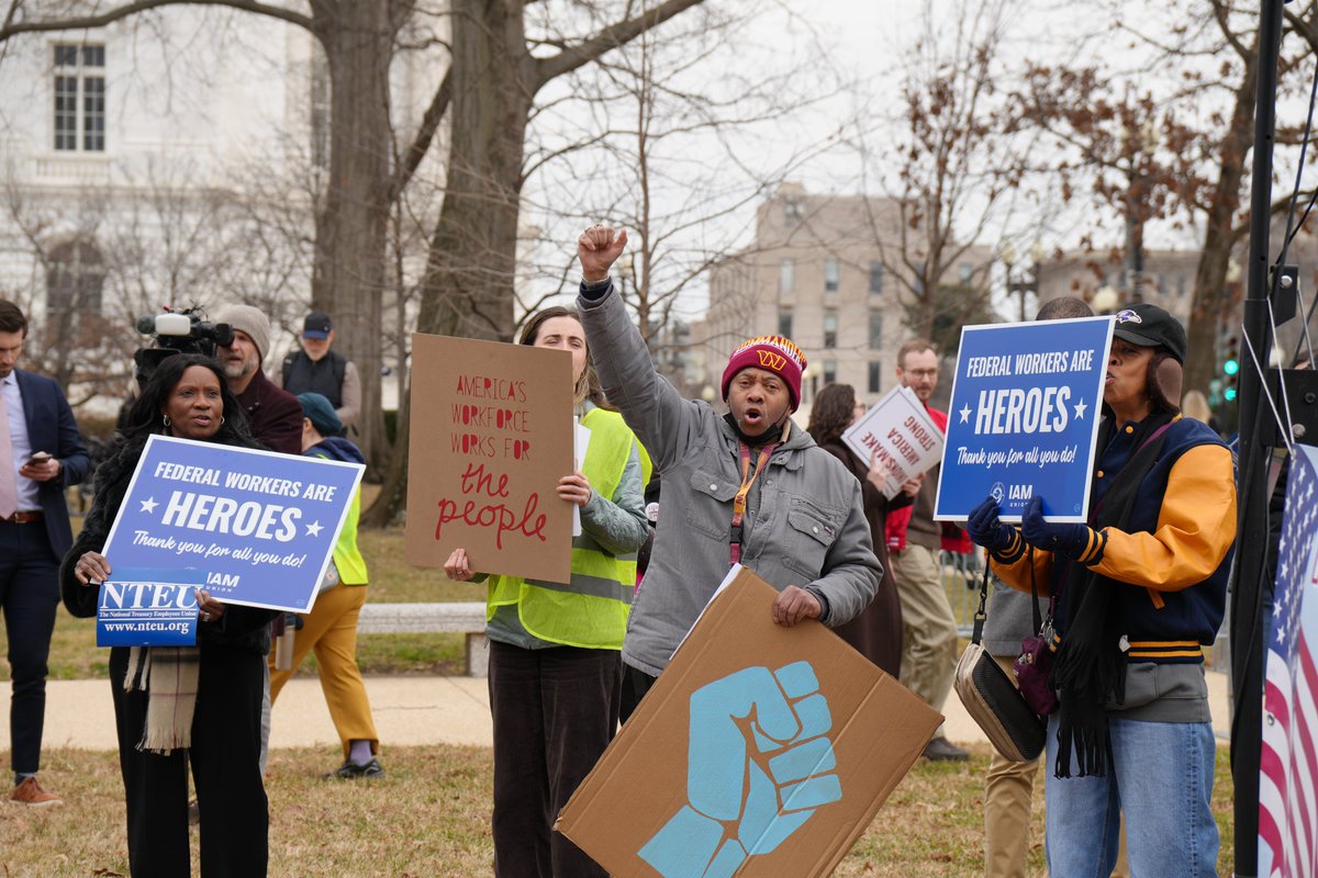 IAM_Union's tweet photo. The IAM and @NFFE_Union proudly joined other federal worker unions at a rally urging U.S. Senators to pass the Protect America’s Workforce Act (PAWA). 

This critical legislation would restore collective bargaining rights and protect the voices of federal workers nationwide. https://t.co/9HqZ6dx3Bi