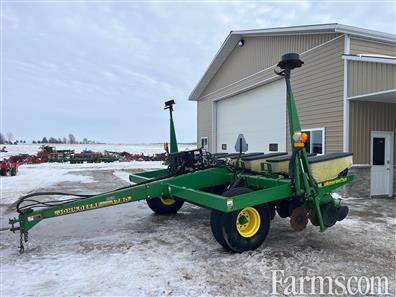 OntAg's tweet image. John Deere 1780 👇

6 rows, hydraulic down pressure, E-drives, and more, listed by Brian Shanahan Farms.

farms.com/used-farm-equi…

#Planter