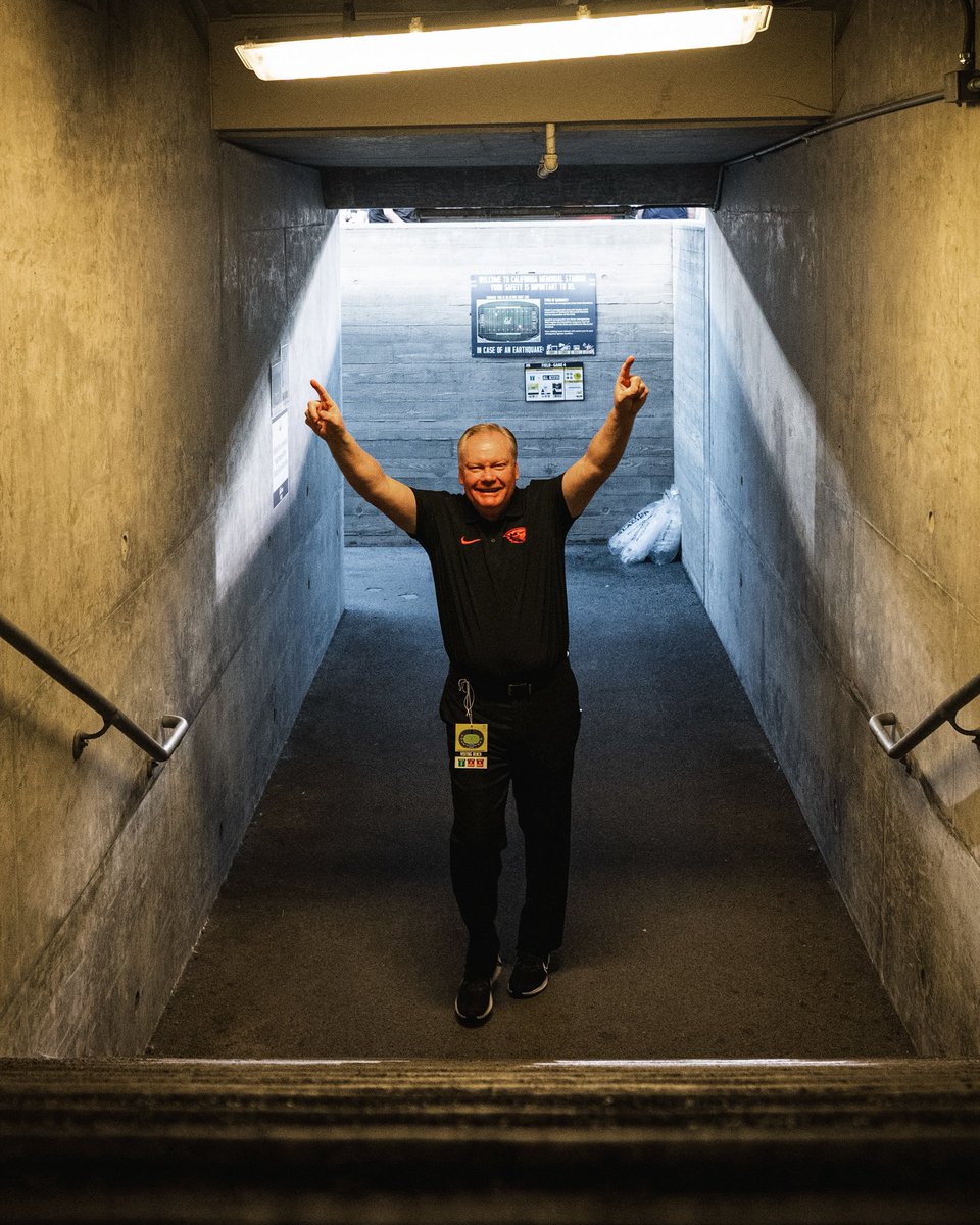 Oregon State Football tweet media